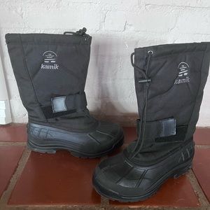 Kamik Frontline 2 snow boot size 8